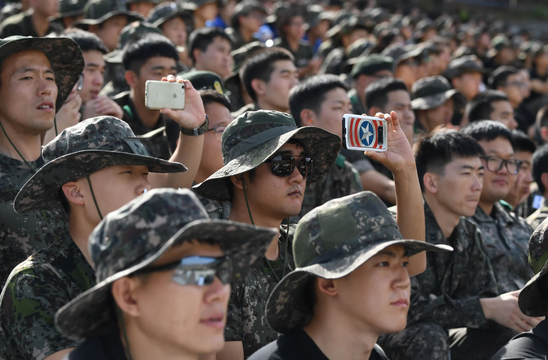 Quân đội Hàn Quốc muốn cấm iPhone vì lo ngại an ninh