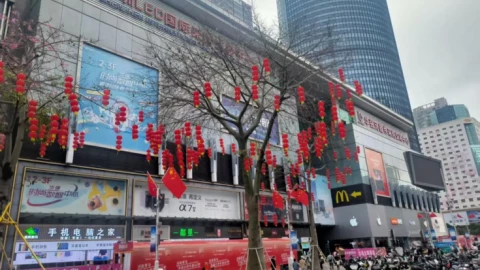 Hoa Cường Bắc không còn là thiên đường đồ công nghệ cho người dùng thông thường nữa rồi