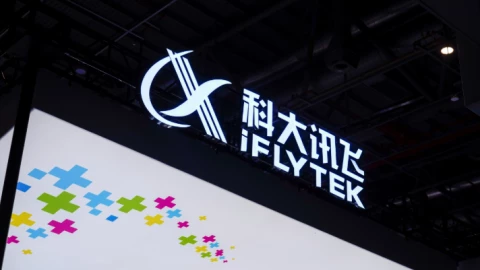 Trung Quốc phải "tự chủ AI, phát triển "não bộ" robot hình người"