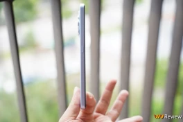 Trên tay HONOR X8d: smartphone pin tới 7.000mAh mà mỏng nhẹ bất ngờ, có cả nút AI vật lý, hàng tá tính năng AI độc lạ