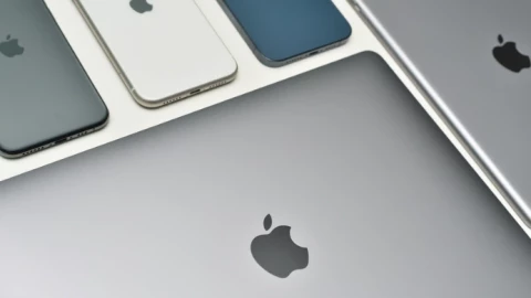 Hàng triệu iPhone, iPad và Mac chính thức rơi vào tầm ngắm tin tặc