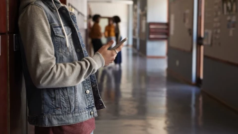 Nhiều chatbot AI sắp thao túng con người vì lên kế hoạch bạo lực, ủng hộ dùng vũ khí