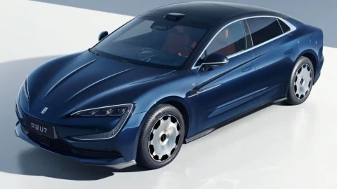 Một hãng xe điện khổng lồ của Trung Quốc vừa tuyên bố đạt được bước đột phá về pin mà người lái xe đã chờ đợi từ lâu