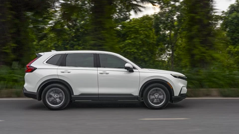 Honda CR-V ra mắt 2 phiên bản xăng mới ở Việt Nam, bổ sung các tính năng an toàn