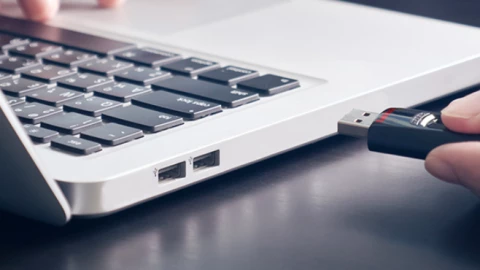 Gần 50% người Việt đã từng dính mã độc kiểu này