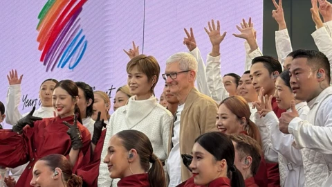 Đằng sau chuyến thăm của hai lãnh đạo Apple đến Trung Quốc