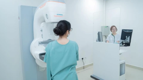 Công nghệ mới tầm soát ung thư vú tại Bệnh viện Vinmec Ocean Park 2 hoạt động thế nào?