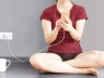 Tê tay khi dùng điện thoại đang sạc: Hiện tượng bình thường hay nguy hiểm?