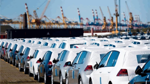 Trung Quốc chấm dứt 25 năm thống trị doanh số ô tô toàn cầu của Nhật