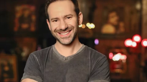 Ông chủ OnlyFans, Leo Radvinsky, qua đời ở tuổi 43