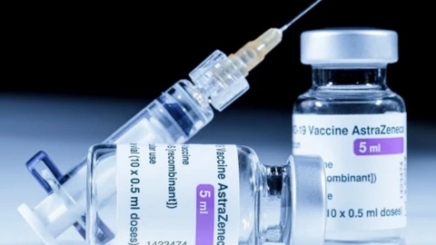 Hãng vaccine COVID AstraZeneca bị tin tặc rao bán dữ liệu