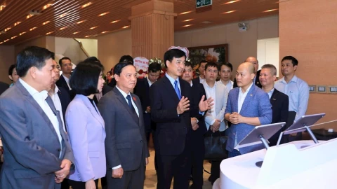 Bkav đồng hành triển khai Nền tảng Điều hành tập trung của Đoàn đại biểu Quốc hội và HĐND 2 cấp thành phố Hà Nội