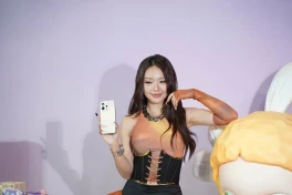 Thị trường Việt Nam vừa xuất hiện bộ đôi smartphone pin tới 7.000 mAh, camera 200 "chấm", hợp tác cùng ZEISS và POP MART
