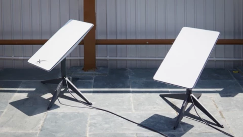 Vì sao Starlink chỉ được phép có 600.000 thuê bao tại Việt Nam?