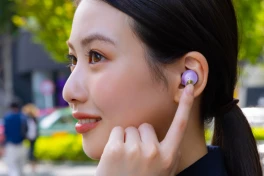 Tai nghe chống ồn gây đau tai, nhức đầu: Nguyên nhân và cách xử lý?