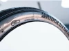 Đằng sau những chiếc xe hào nhoáng, công nghệ lốp xe suốt 16 năm qua thay đổi đến mức nào?