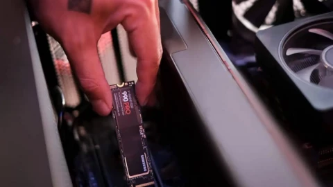 SSD Samsung fake giờ cực kỳ tinh vi, xem ngay những dấu hiệu này để tránh bị lừa