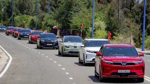 Vingroup gia hạn chương trình hỗ trợ chuyển đổi xe xăng sang xe điện