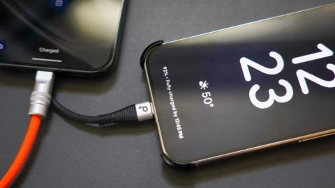 Rò rỉ tính năng giúp điện thoại Android sạc nhanh mà không nóng máy