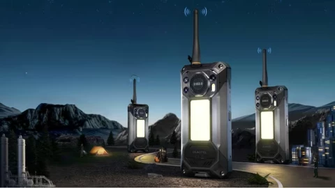 Smartphone Trung Quốc "nồi đồng cối đá" pin 20.000 mAh, tích hợp liên lạc vệ tinh