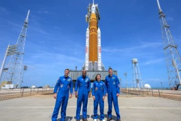 Ông Trump muốn đưa Mỹ trở lại Mặt Trăng vào năm 2028. Liệu NASA có thể làm được điều đó?