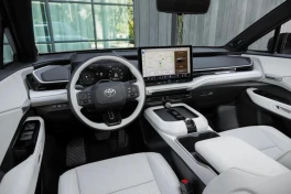 SUV điện 3 hàng ghế: Toyota Highlander EV đối đầu Hyundai Ioniq 9 và Kia EV9, ai vượt trội?