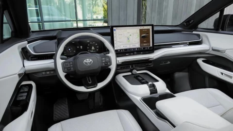 SUV điện 3 hàng ghế: Toyota Highlander EV đối đầu Hyundai Ioniq 9 và Kia EV9, ai vượt trội?