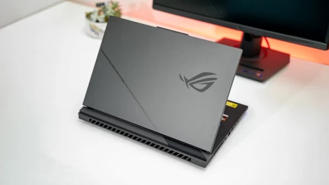 Laptop ASUS ROG Strix G16 giá bao nhiêu, có mấy phiên bản?