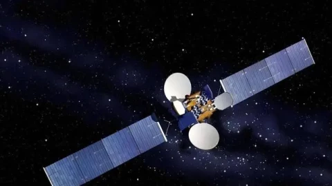 So sánh số lượng vệ tinh giữa Mỹ, Trung Quốc và Nga: Mỹ có 11.500, Nga có 170, vậy Trung Quốc có bao nhiêu?