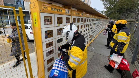 Giao hàng tức thì đang thay đổi cách mua sắm ở Trung Quốc