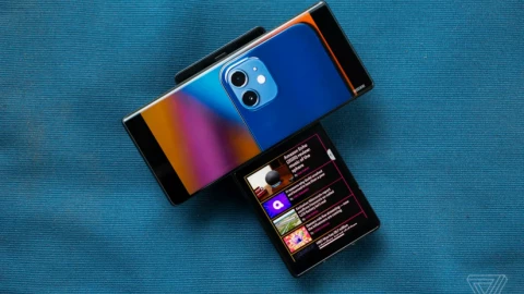 5 năm qua rồi, có ai còn nhớ điện thoại LG không?