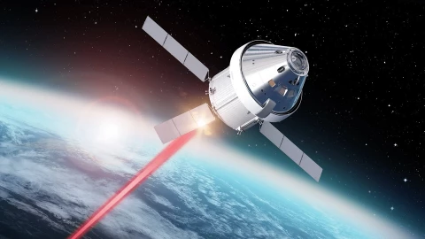 Phi hành đoàn Artemis II gửi dữ liệu về Trái đất bằng cách nào?