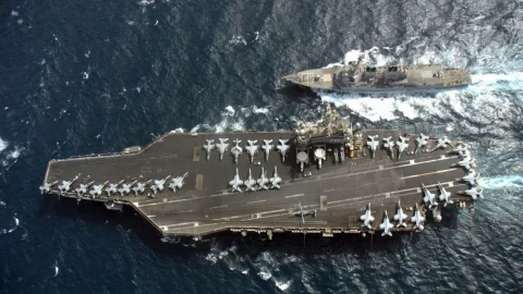 Tàu sân bay Mỹ mạnh nhất thế giới nhưng lại thiếu một lực lượng quan trọng