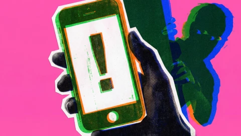 Nhiều người 'nghiện' nhìn trộm màn hình điện thoại của người khác