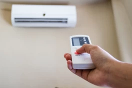 Bật điều hòa 8 tiếng mỗi ngày hết bao nhiêu tiền điện? Đáp án từ EVN khiến nhiều người bất ngờ