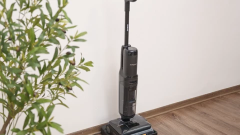 Tineco tung ra máy lau sàn tầm trung có lau hơi nước 160 độ C, chế độ sấy không ồn