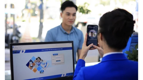 Hôm nay người dân vào VNeID cập nhật thuê bao chính chủ và sinh trắc học