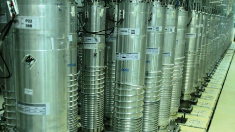 Nga muốn “giữ hộ” uranium Iran: 400 kg vật liệu hạt nhân sẽ đi đâu?
