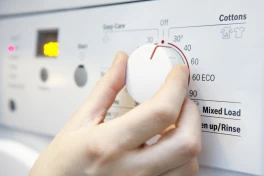 Nút bấm khiến hoá đơn tiền điện máy giặt tăng vọt mà ít người biết