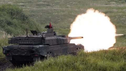 Video một chiếc xe tăng của Lực lượng Phòng vệ Nhật Bản phát nổ, khiến ba người thiệt mạng