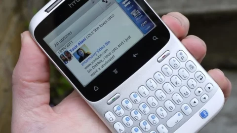 Điện thoại tích hợp Facebook: Giờ chúng ở đâu, vì sao lại "chết yểu"?