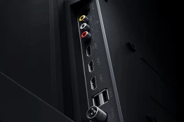 Khám phá công dụng bất ngờ của cổng USB phía sau Smart TV