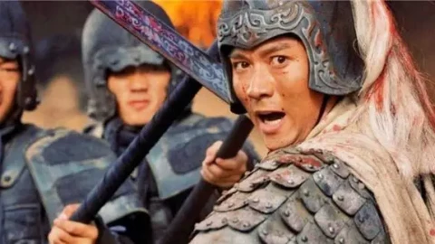Lúc hấp hối Lưu Bị dặn Khổng Minh không dùng Triệu Vân khiến hậu thế mãi không hiểu nổi