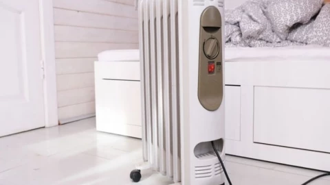 Những thiết bị nên rút điện khi du lịch, nghỉ lễ dài ngày