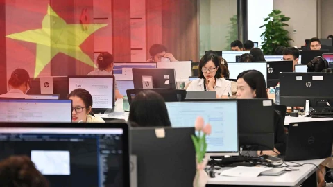 Báo Nhật: Có doanh nghiệp Việt thưởng nóng 100 triệu đồng chỉ để giới thiệu một nhân viên AI