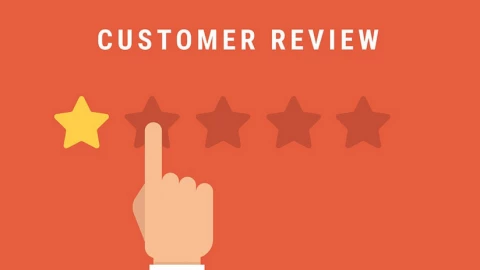 "Chấm" 1 sao vì shipper chậm vài phút: Chọn giữ chuẩn mực hay ưu tiên tình người?