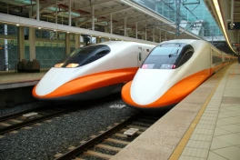 Sinh viên 23 tuổi 'tọc mạch' hệ thống, dừng hàng loạt tàu cao tốc Đài Loan
