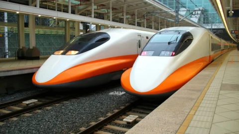 Sinh viên 23 tuổi 'tọc mạch' hệ thống, dừng hàng loạt tàu cao tốc Đài Loan