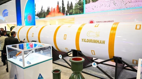 Thổ Nhĩ Kỳ công bố tên lửa đạn đạo liên lục địa Yıldırımhan, tốc độ tối đa Mach 25, tầm bắn tối đa 6.000 km