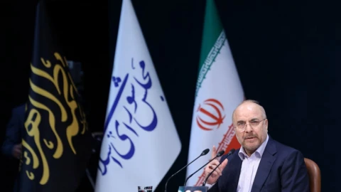 Iran cảnh báo “dạy cho đối thủ một bài học”, lệnh ngừng bắn nguy cơ sụp đổ